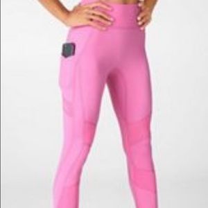 Fabletics Anywhere High-Waisted Moto 7/8 - S